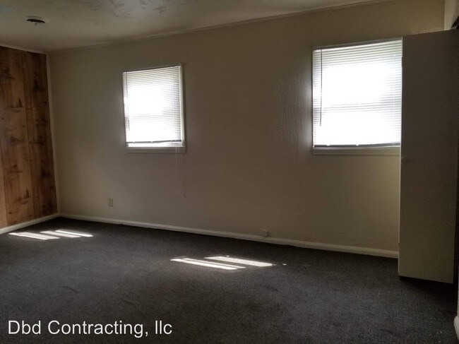 Building Photo - 2 br, 1 bath House - 4929 Mt. Vernon Park Dr