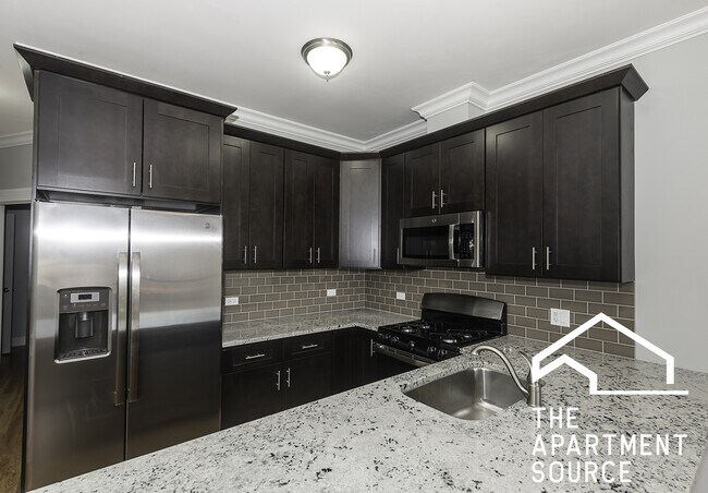 Foto del edificio - 2346 W Grand Ave