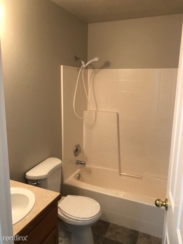 Building Photo - 3 br, 2 bath House - 6427 E Dannsmore Dr