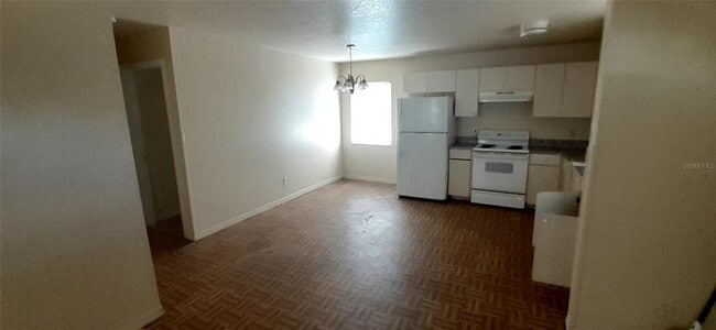 Foto del edificio - 4226 E Palifox St