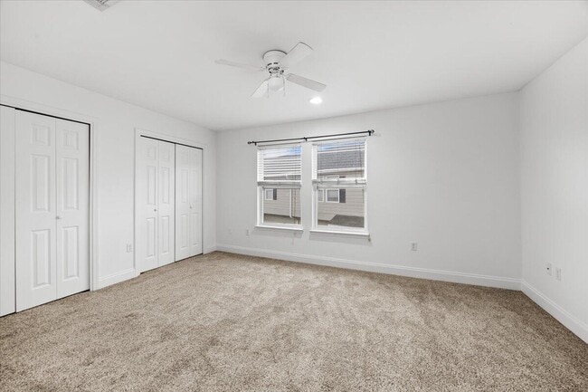 Building Photo - 2547 Baytown Cir