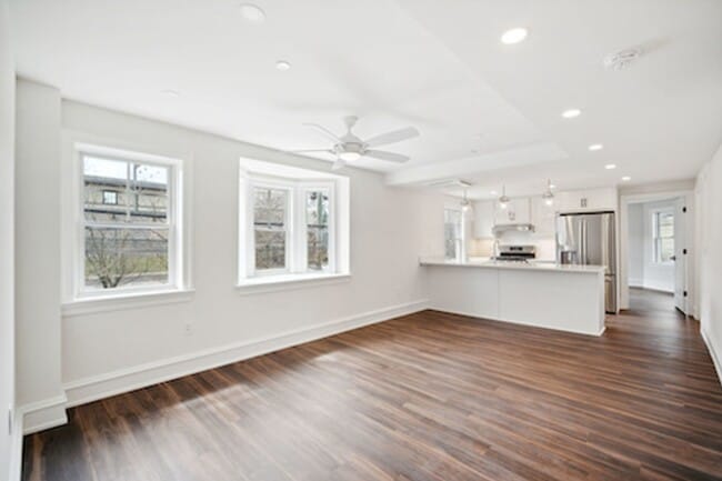 Interior Photo - 1 Pennsylvania Ave