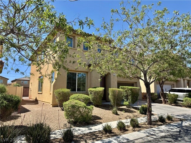 Building Photo - 5737 Ingleside St
