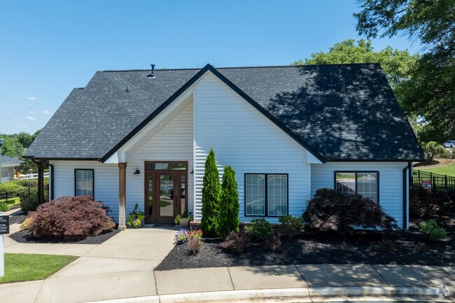 Leasing Center - Park on Gilder Creek