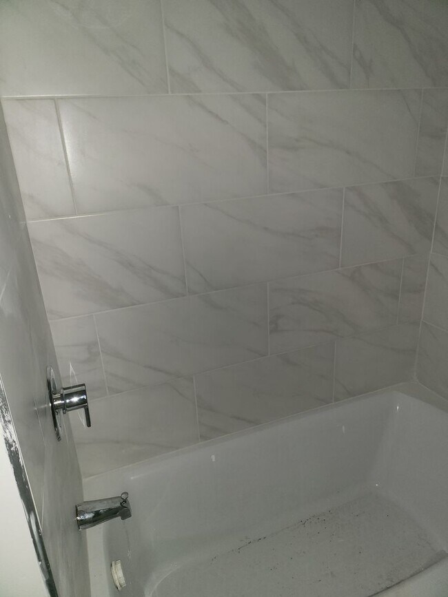 Foto del edificio - Remodeled 3BR home minutes from Uptown Cha...