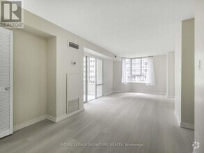 Building Photo - 44-1044 Gerrard St W