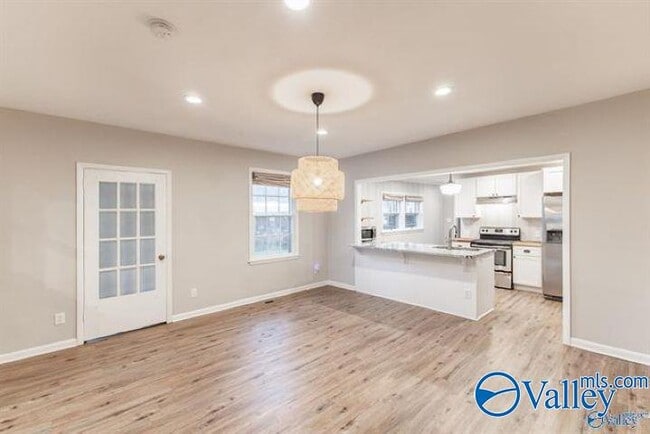 Building Photo - 3607 Dubose St SW