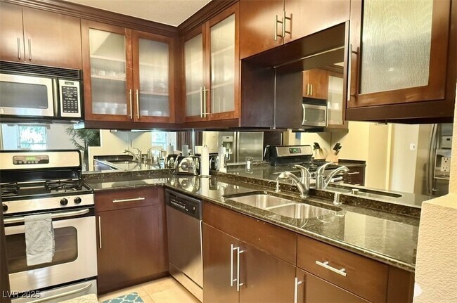 Foto del edificio - 230 E Flamingo Rd