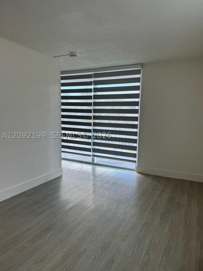 Foto del edificio - 1255 Collins Ave
