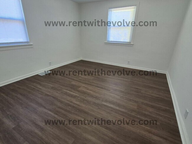 Foto del edificio - 3425 S Dayton Ave