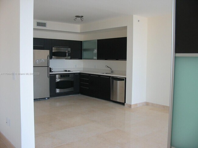 Foto del edificio - 90 SW 3rd St