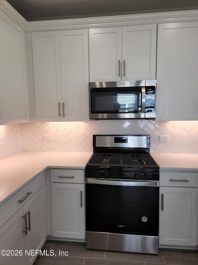 Foto del edificio - 118 Pinebury Ln