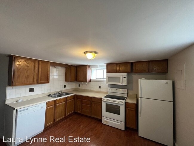 Foto del edificio - 3 br, 1 bath House - 4306 NE 45th Terrace ...