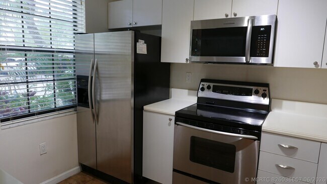 Foto del edificio - 227 City View Dr