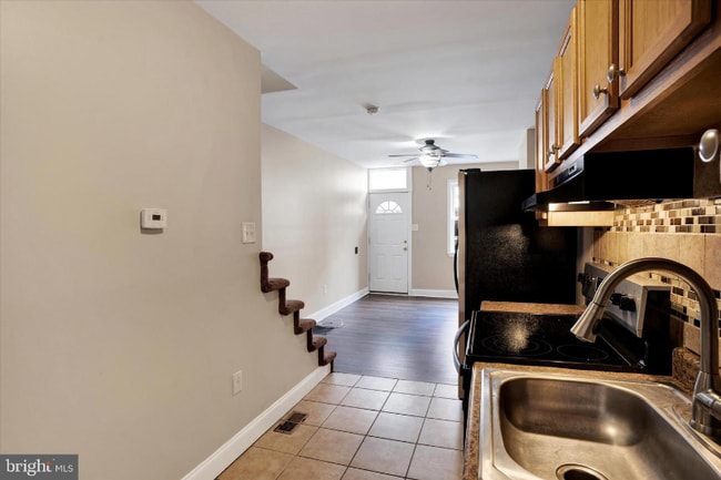 Photo - 2010 E Boston St Townhome