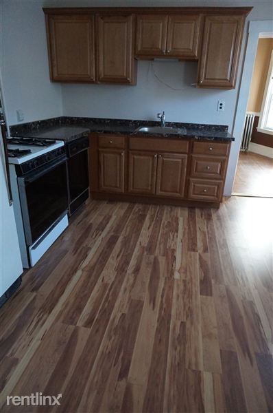 Building Photo - 54 Woodlawn St