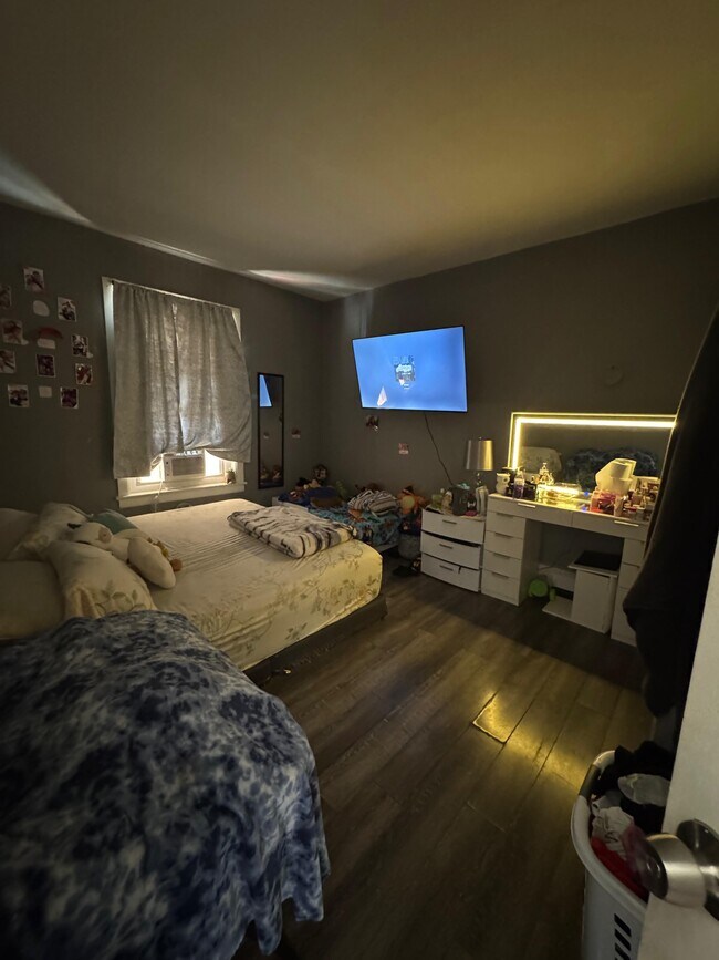 Foto del edificio - 626 Oak St