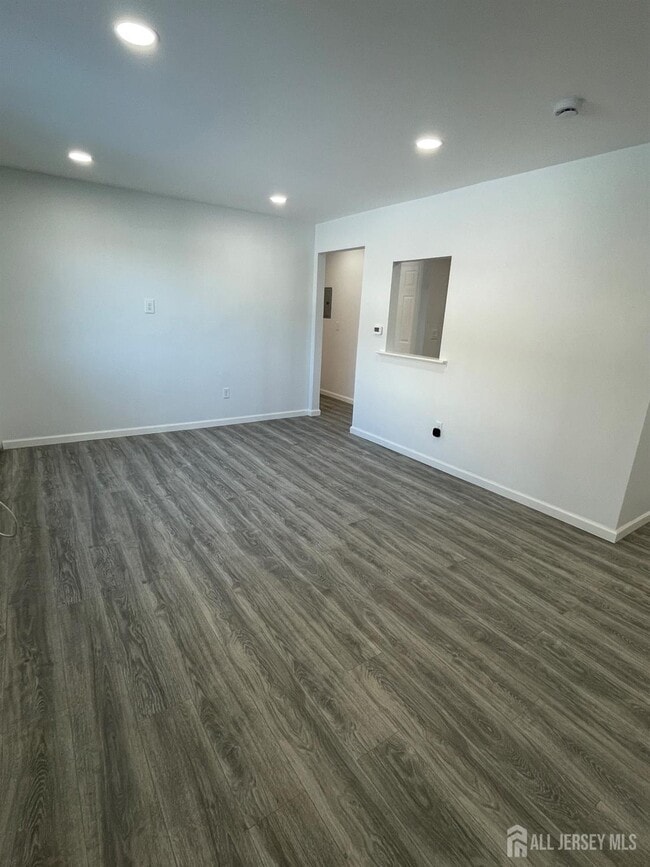 Building Photo - 1307 Cricket Ln