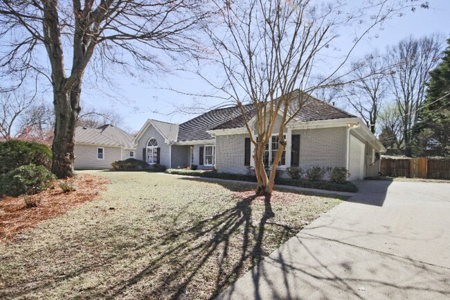 Building Photo - 1411 Pinyon Pl