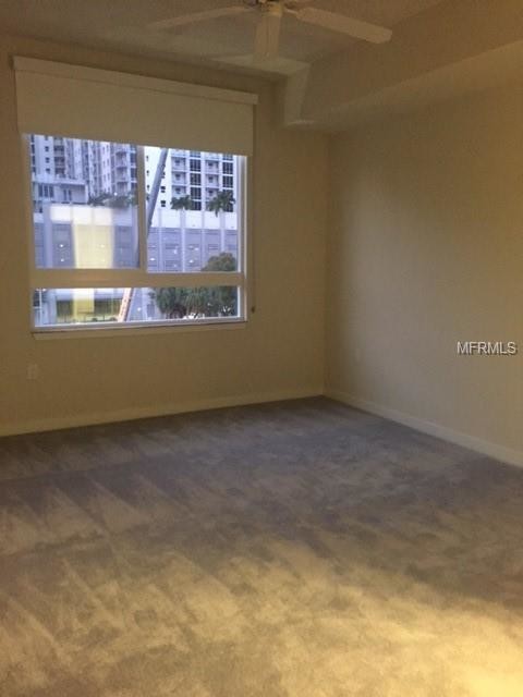 Foto del edificio - 420-642 W Church St