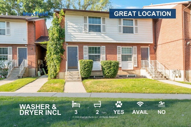 Convenient Sandy Townhome with 3 BD & 2 BA - Convenient Sandy Townhome with 3 BD & 2 BA