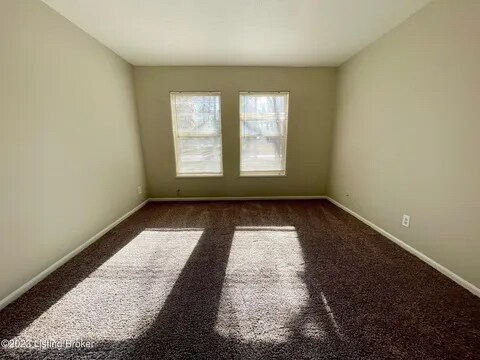Foto del edificio - Pioneer Village Apartments
