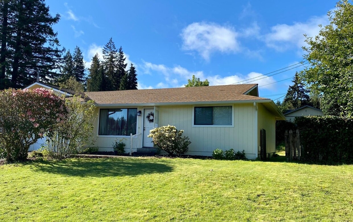 11071109 Thomas Ave Unit 1109, Shelton, WA 98584 Room for Rent in