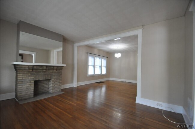 Foto del edificio - 74 Norwalk Ave