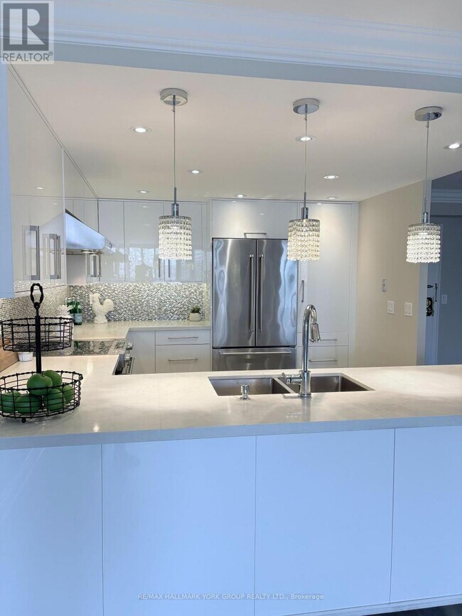 Building Photo - 100 Observatory Ln