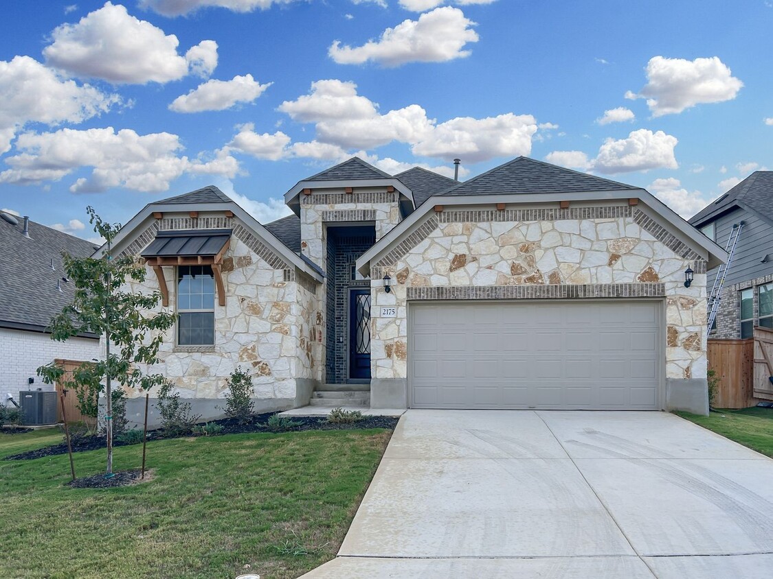 Foto principal - New Braunfels New Build with Office Flex Room & Designer Finishes