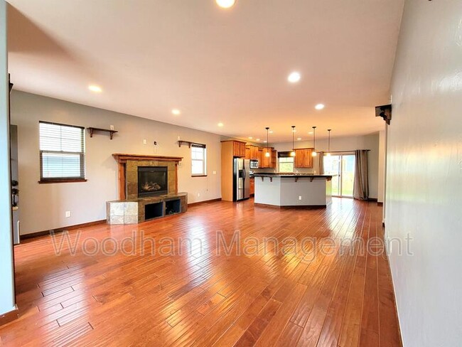 Building Photo - 1624 Gale Ct