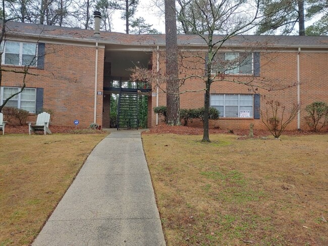 Building Photo - 2080 Montreat Cir
