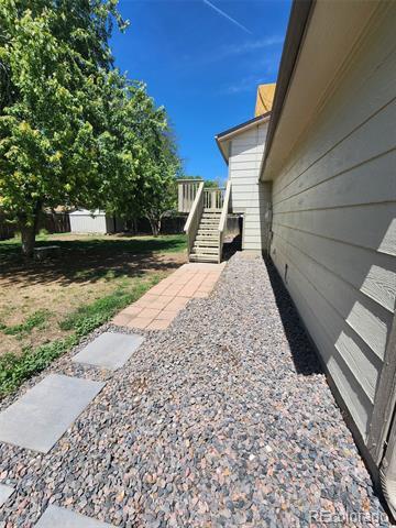 Building Photo - 9225 Clermont Dr