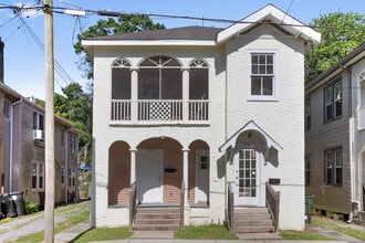 Building Photo - 3132 Robert St