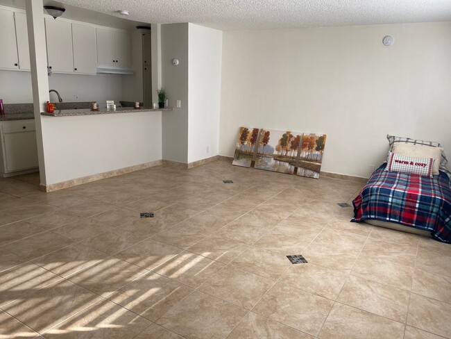 Foto del edificio - Valley Oasis Apartments
