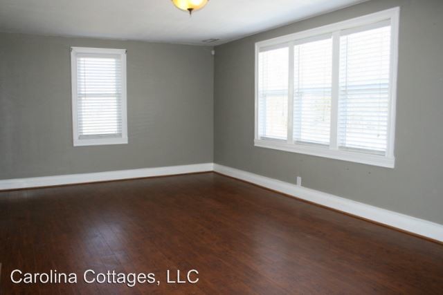 Building Photo - 407 N Lakeside Dr