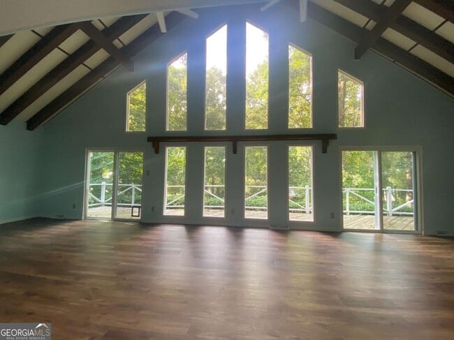 Foto del edificio - 522 Capri Dr