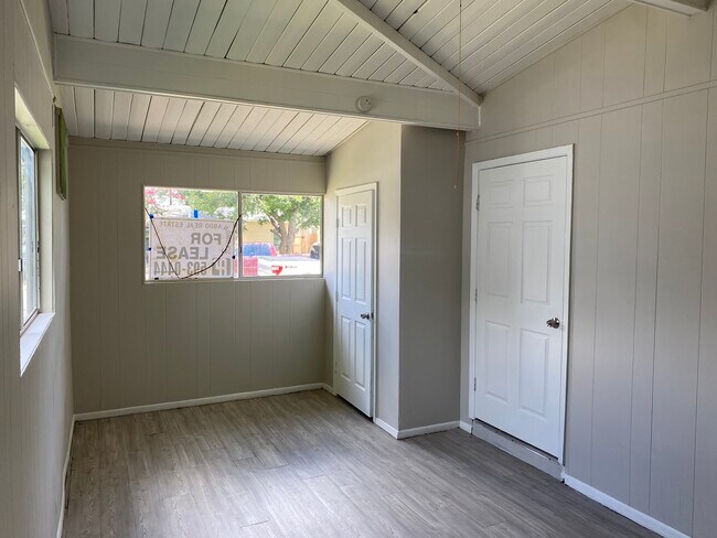 Foto del edificio - 4318 Wild Oak Dr