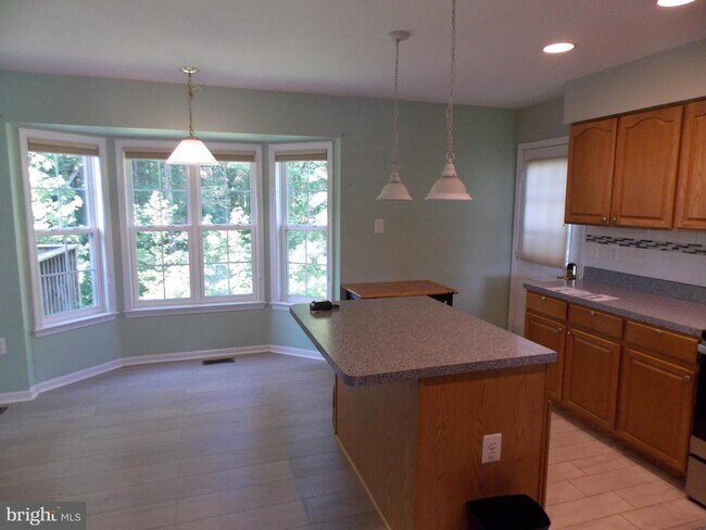 Building Photo - 4425 Harris Pl