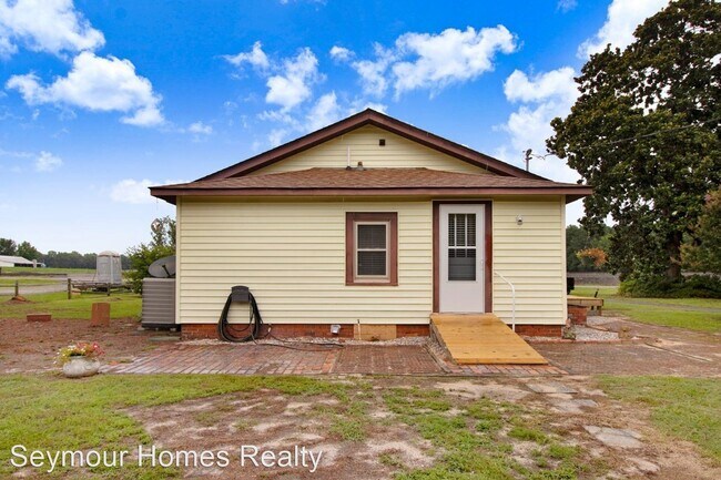 Building Photo - 2 br, 2 bath House - 4856 US Hwy 70 Alt