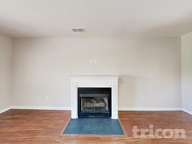 Building Photo - 5745 Henderson Oaks Dr