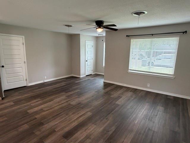 Building Photo - 1311 Manor Dr