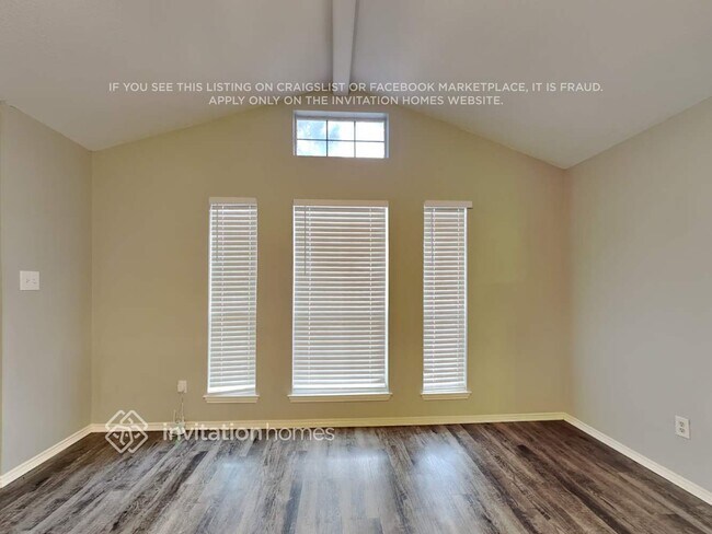 Foto del edificio - 1200 Cardinal Oaks Dr