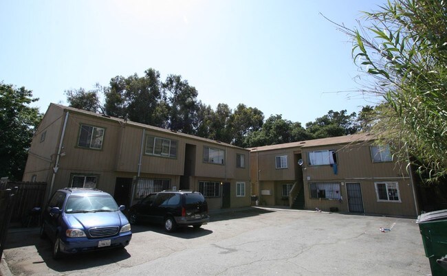 Building Photo - 3415-3421 68th Ave