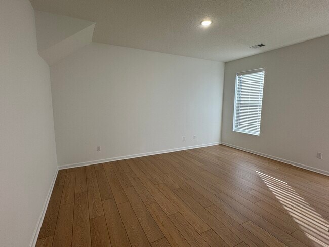 Foto del edificio - 5888 Butterfield Ct