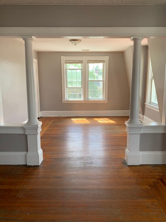 18 Maplehurst Ave Unit 3, Providence, RI 02908 Apartments in