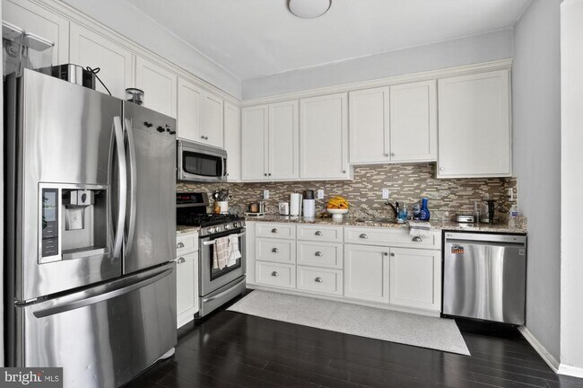 Foto del edificio - 313 Sage Ln