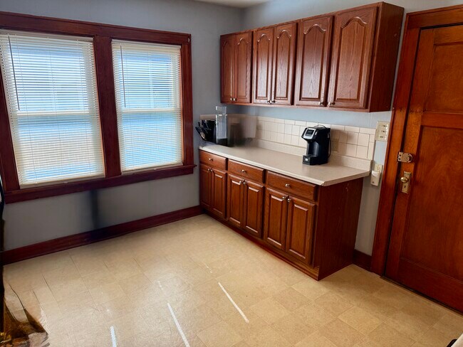 Foto del edificio - 541 N 62nd St