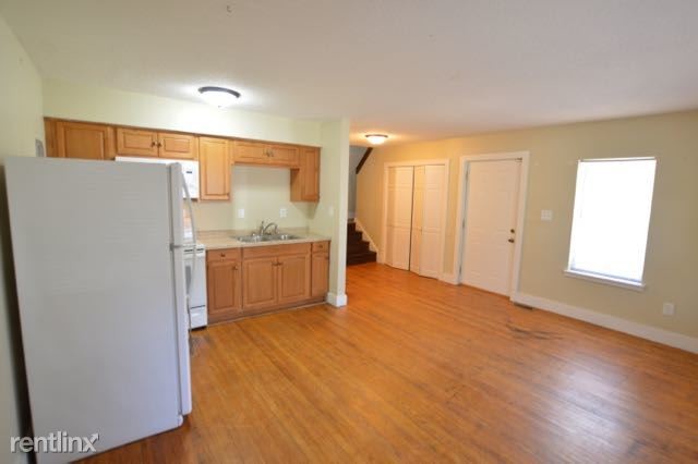 Building Photo - 1157 Villa Ave