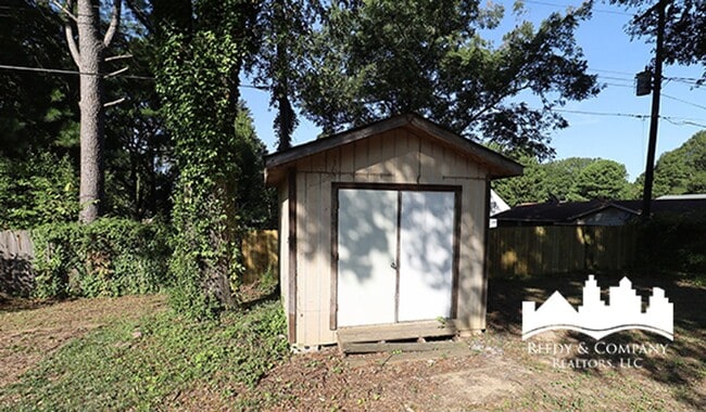 Building Photo - 4533 Bogart St